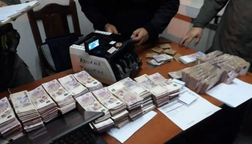 Chocó en la ruta 34 y descubrieron que llevaba más de un millón de pesos