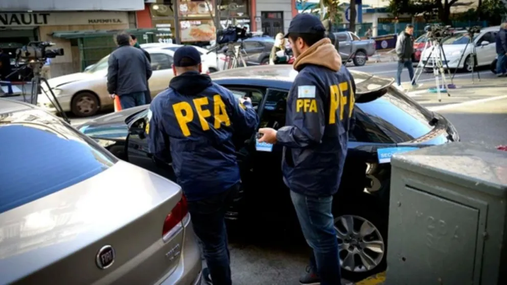 La increíble investigación del juez Claudio Bonadio y el Fiscal Carlos Stornelli, sin mensajes de WhatsApp ni mails