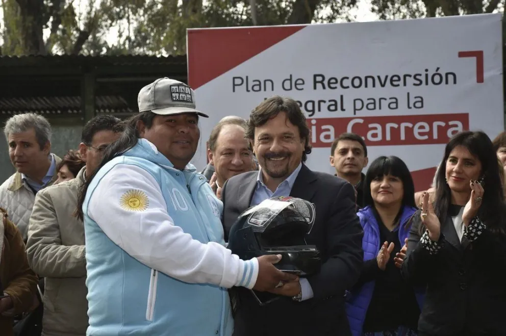 Gestión Saénz: cumplió el primer aniversario la implementación del Plan de Reconversión de la Familia Carrera