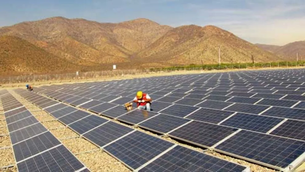 Comenzó la construcción del primer parque de Energía Solar en Salta