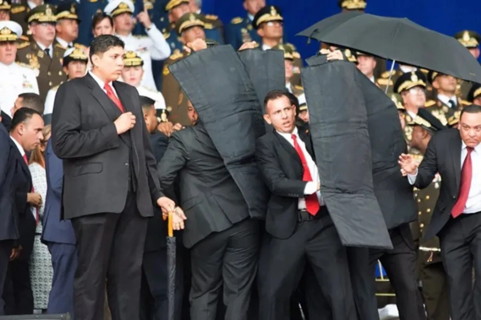 Mirá las fotos, videos y tweets del supuesto atentado a Maduro