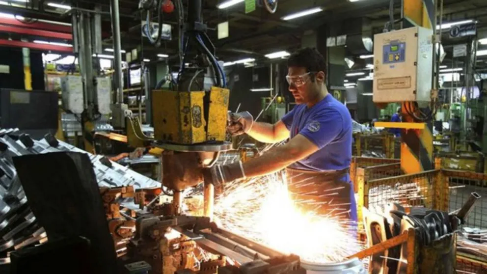 La Industria registró sus peores números desde la crisis de 2001, según INDEC