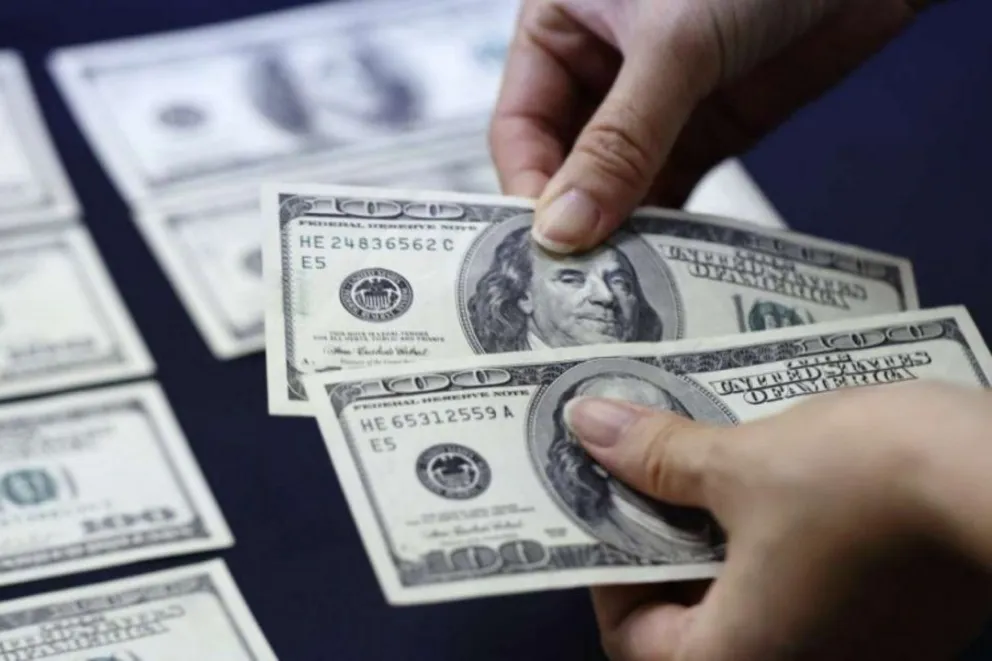 Se disparó el dólar y ahora supera los $29