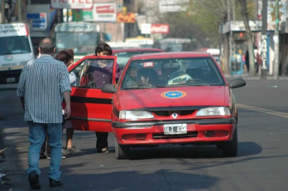 Al final, no licitarán licencias de remises