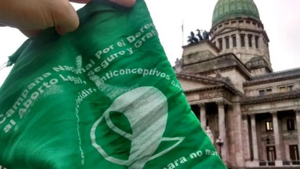 El Gobierno incluyó la despenalización del aborto en la reforma del Código Penal