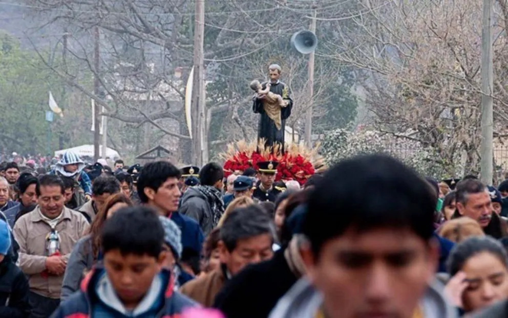 Procesión de San Cayetano: te contamos las calles que estarán cortadas