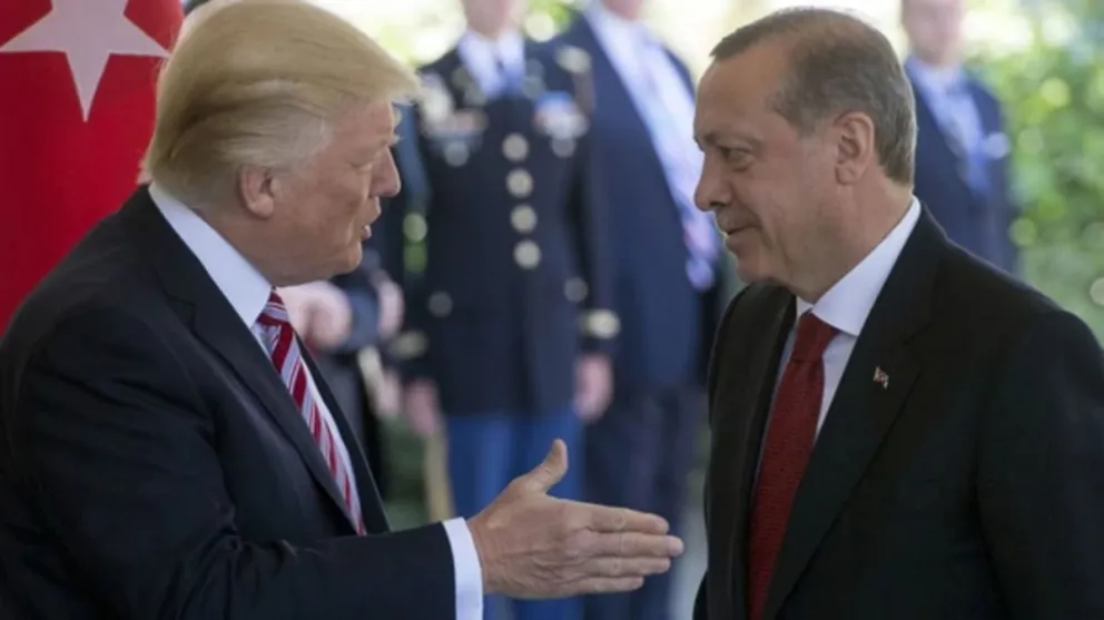 El presidente de Turquía aplicará "un boicot" a los productos electrónicos de Estados Unidos