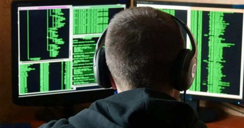 Niño de 11 años logró hackear página con resultados electorales de Estados Unidos en 10 minutos