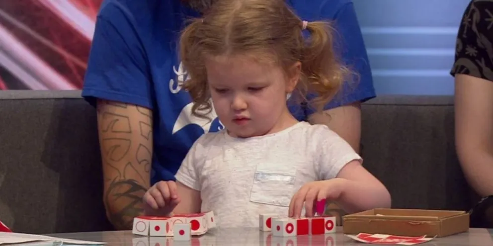 Niña de 3 años sorprende al mundo: tiene mayor coeficiente intelectual que Albert Einstein