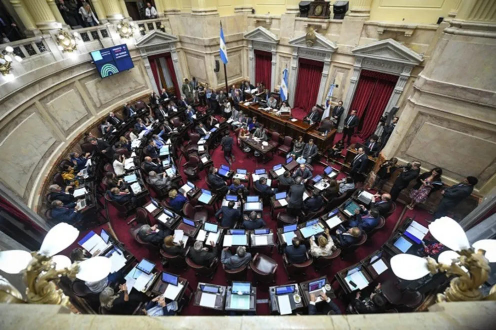 El ajuste llega al Senado: se suspenden regalos, viáticos y hasta bebidas