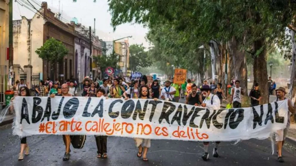 Impulsan un proyecto para no criminalizar a los artistas callejeros