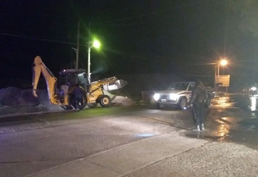 Misterio: en menos de un mes y en pleno invierno, otra vez desbordó el río Chuscha