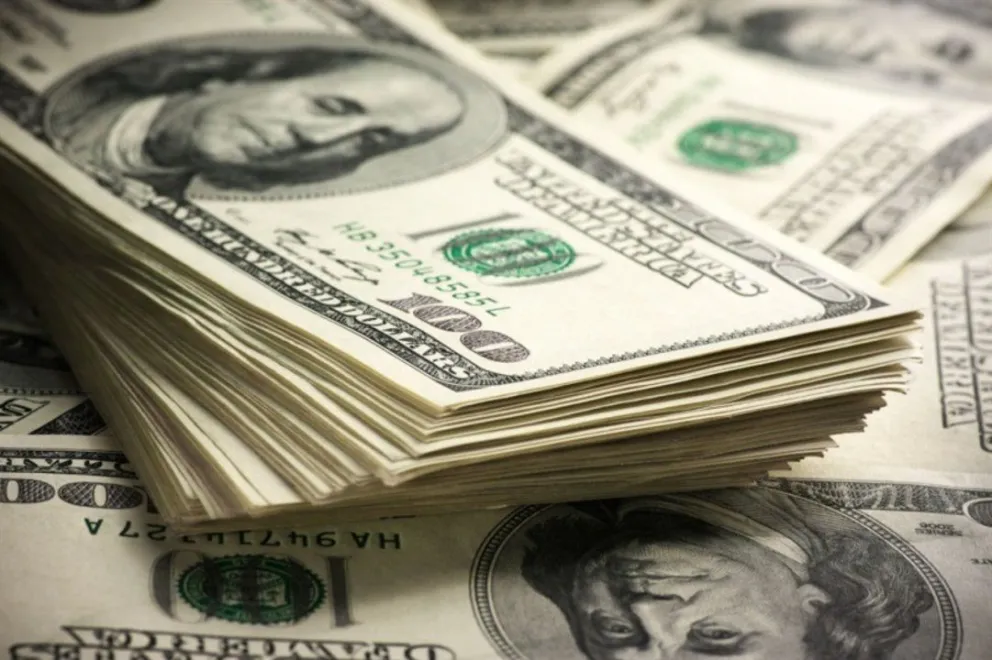 La incertidumbre de los mercados logró que el dólar alcance su récord: $31,49
