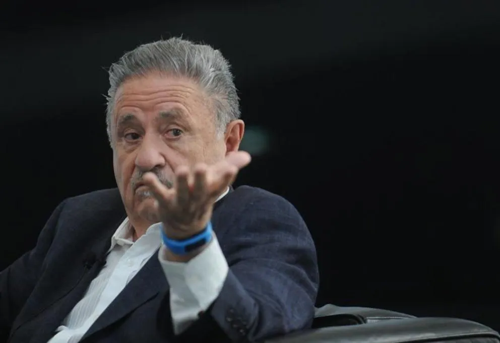 Duhalde  "Si Macri me pregunta cómo lo veo, le diría como el orto"