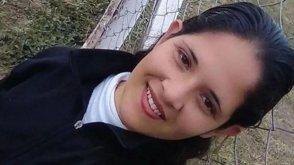 Utilizó una identidad falsa para vistar en la cárcel a su ex que la apuñaló