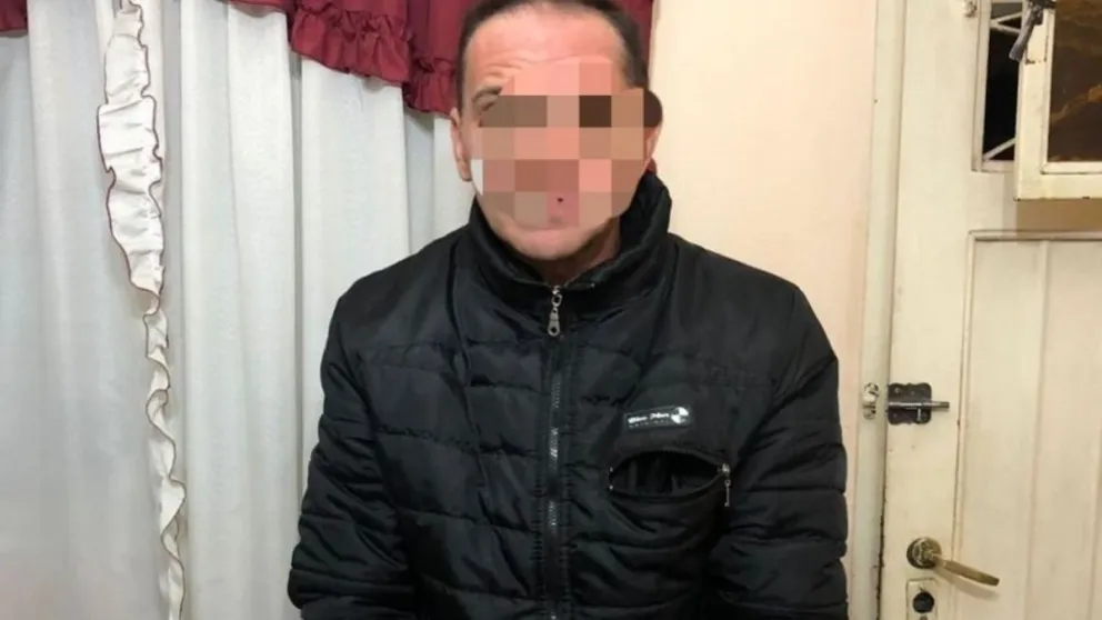 Mente siniestra: se hizo pasar por ladrón para abusar de su hijastra