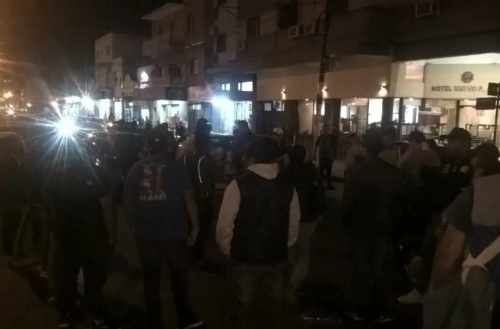 El corte de remiseros en el centro duró 11 horas