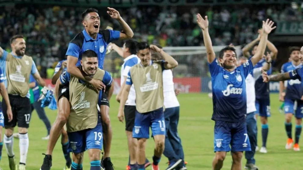 Haciendo historia: el Deca con la suerte a sus pies. VIDEO