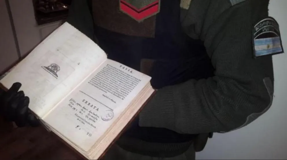 Cayó banda narco, que entre sus posesiones tenía un ejemplar original de "El Quijote"