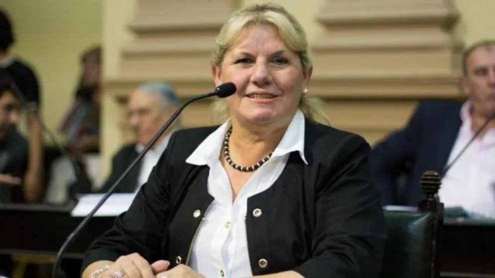 Le descontarán $ 15.000 del sueldo a una diputada por faltar