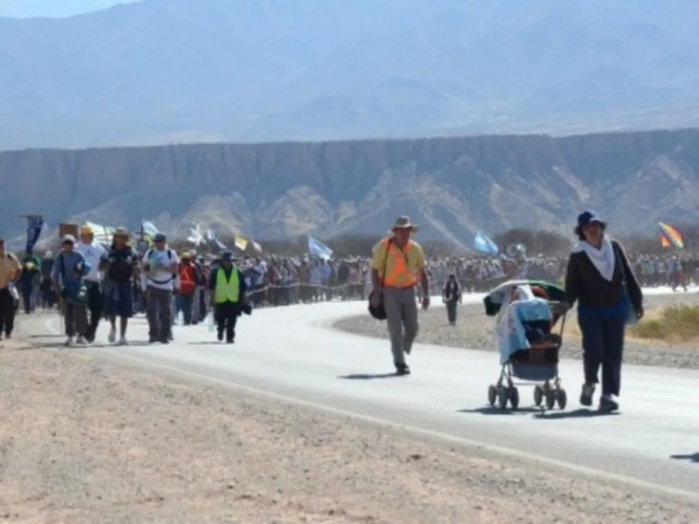 Más de 7.000 fieles partirán rumbo a la Catedral este fin de semana