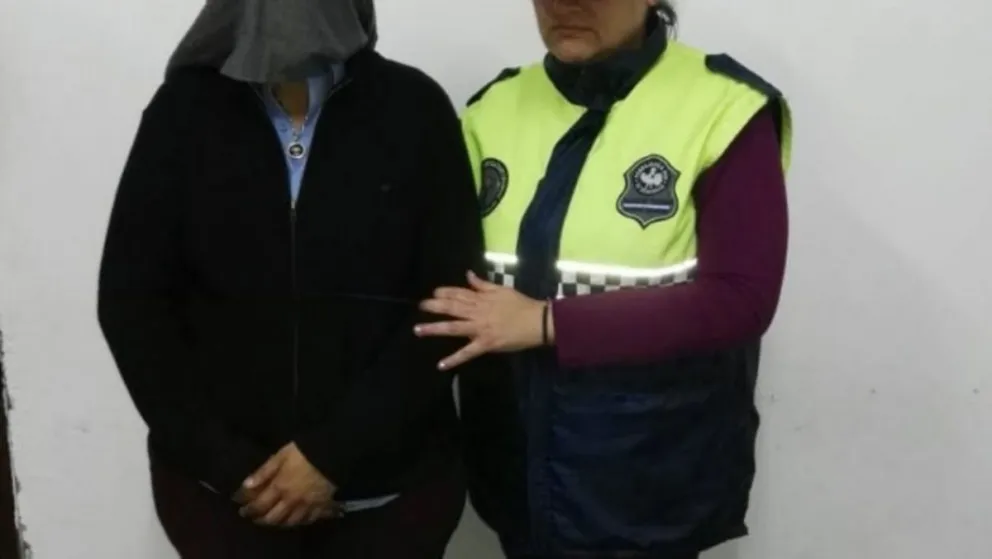 Empleada del Poder Judicial cobró sueldos de otras personas. La Corte la suspendió, sumario de por medio