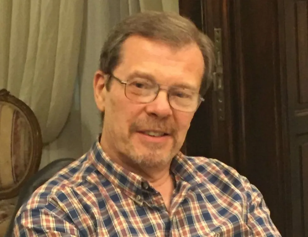 Presentan 'De la sumisión a la libertad” de Oscar Delmastro