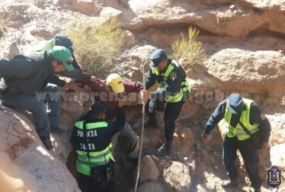 ¿Peregrino perdido? Lo encontraron moribundo en los cerros
