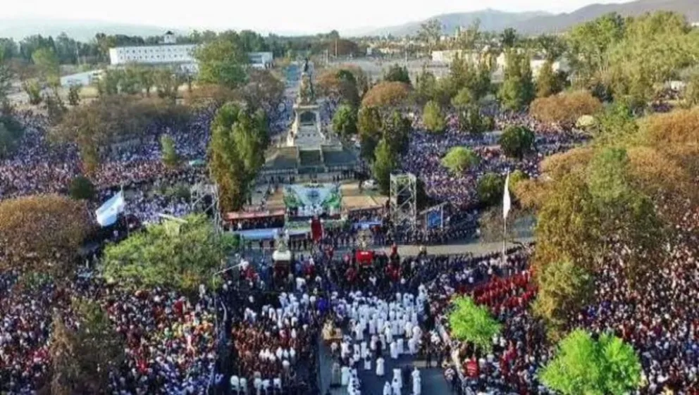 ¡Una ciudad entera! 850.000 fieles estarán presentes en la procesión del Milagro