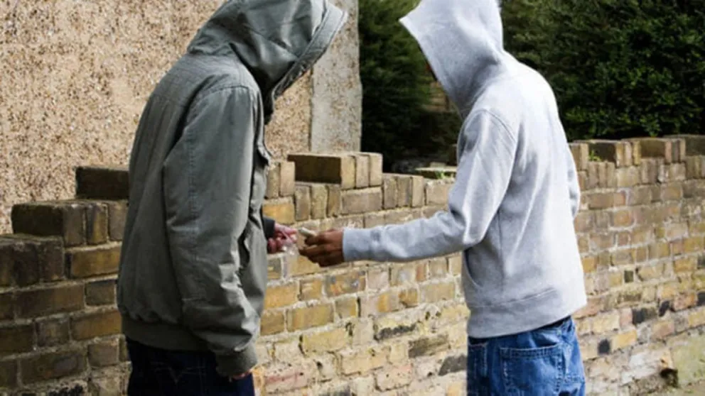 Detuvieron a un vendedor de droga gracias a la denuncia de vecinos