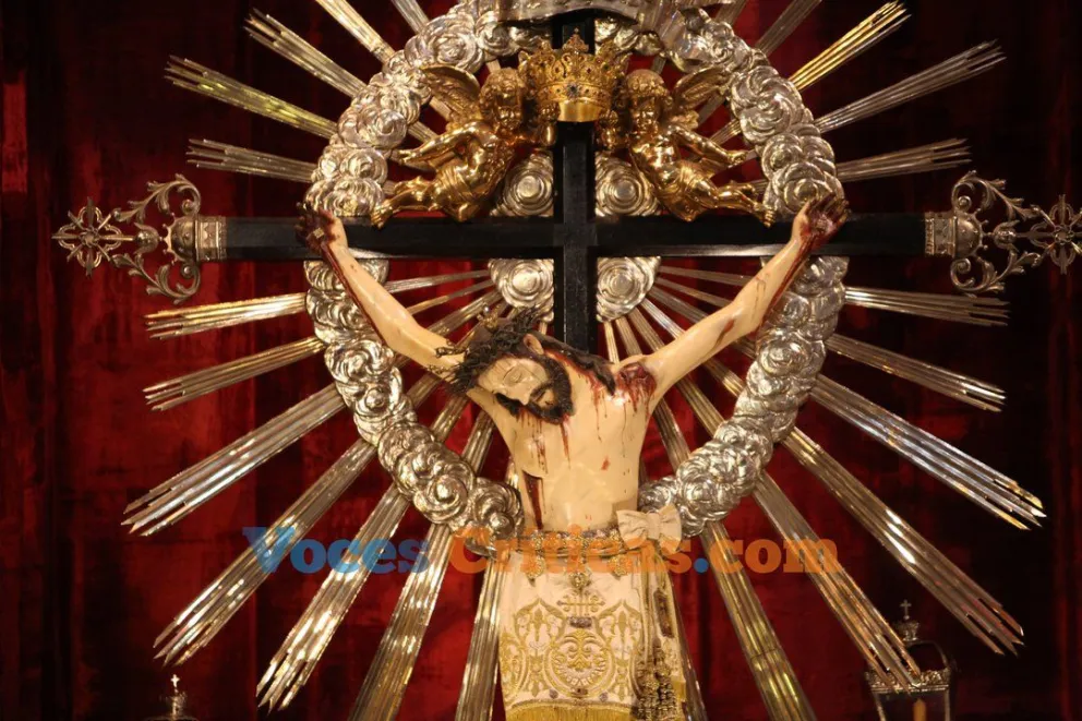 IMPERDIBLE : Las mejores fotos de la procesión del Señor y la Virgen del Milagro