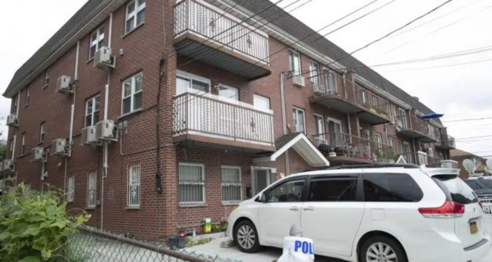Bebés apuñalados en guardería clandestina de Nueva York