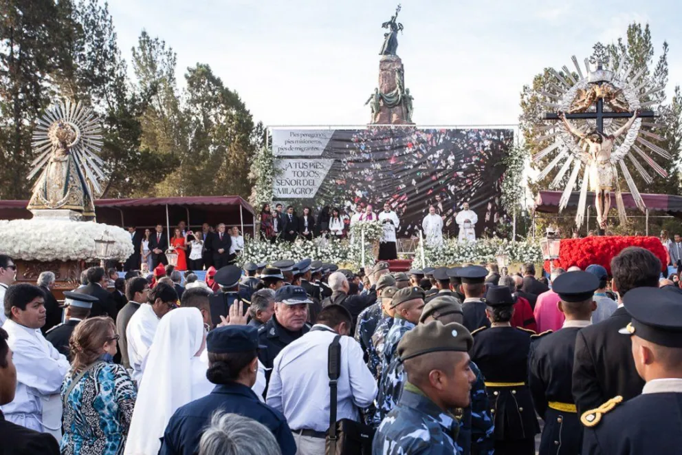 Multitudinaria Procesión: miles de salteños renovaron el Pacto de Fidelidad. VIDEO