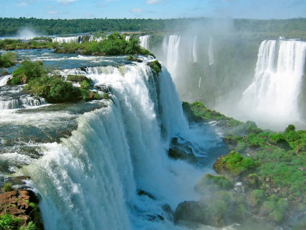 ViajAR:  el gobierno inauguró un portal de turismo con promos para viajar dentro de Argentina