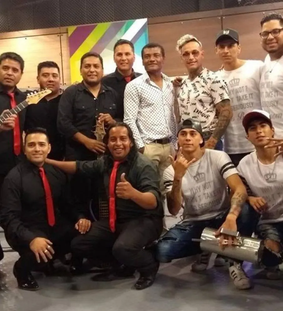 De no creer: concejal faltó a la sesión y fue a cantar con una banda de cumbia
