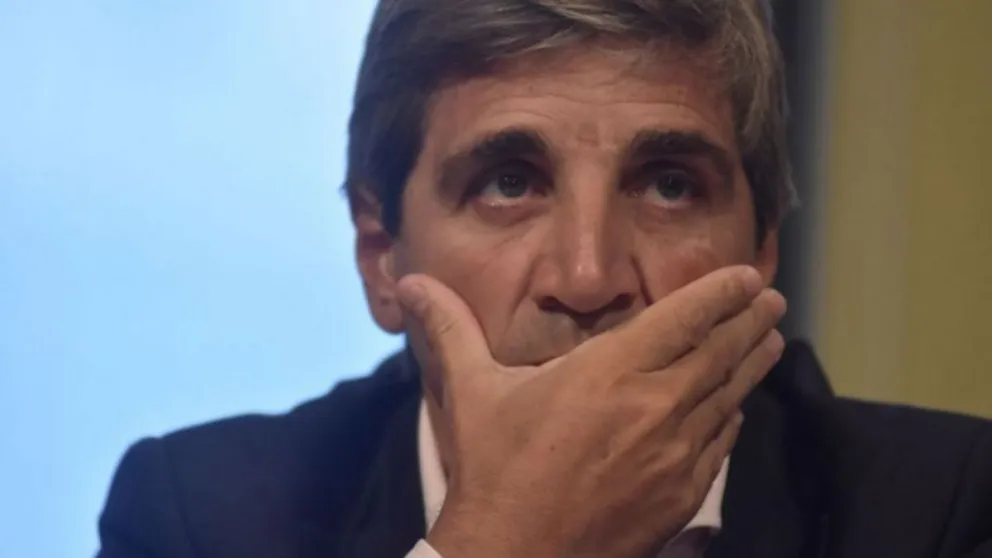 ÚLTIMO MOMENTO: Luis Caputo renunció a la presidencia del Banco Central