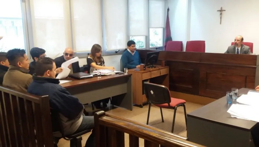 Juicio por Nahuel: sus amigos señalaron al policía Juan Carlos Cardozo como el autor del disparo