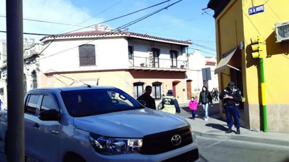 Imputaron al conductor de un vehículo oficial que atropelló y mató a una mujer