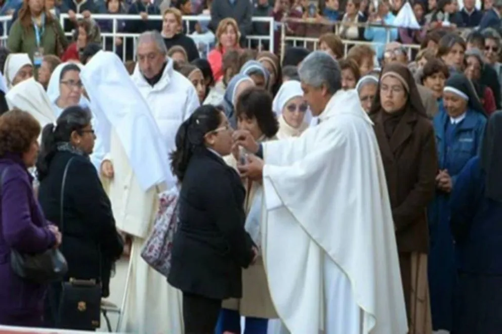 Mediante un comunicado, la Iglesia reconoció que le pidió 'silencio” al exmonaguillo abusado