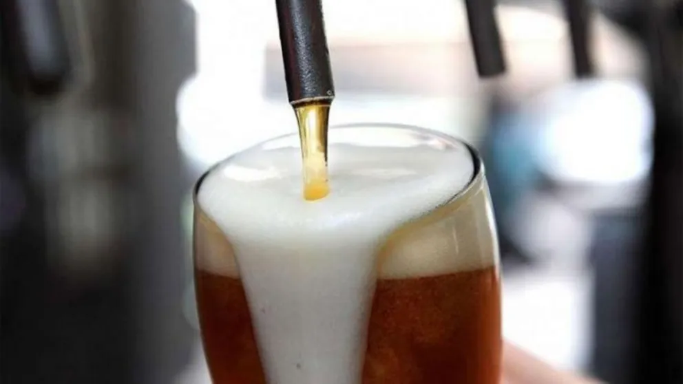 La ANMAT prohibió la venta de una cerveza artesanal y de otros productos