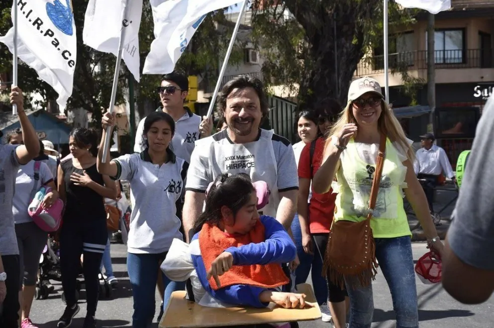 Sáenz: 'Acompañamos a la gente de HIRPaCe y ponemos el corazón en este evento solidario”