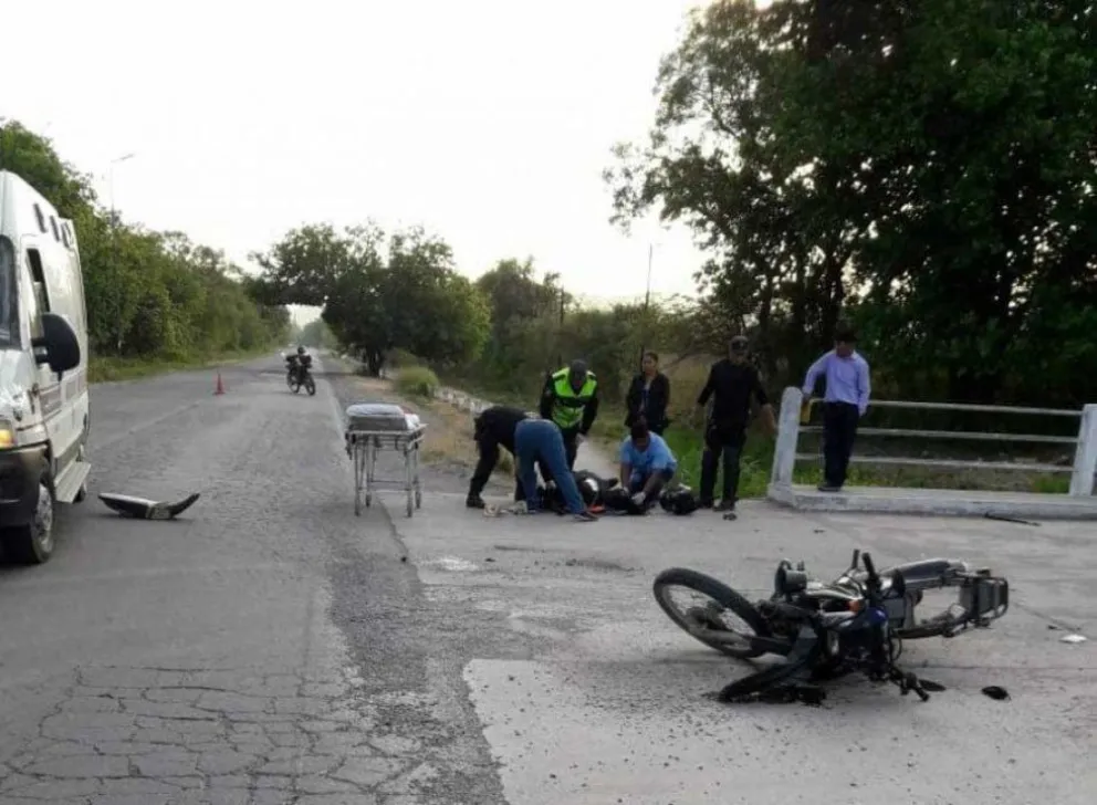 Conductor ebrio chocó a una patrulla policial