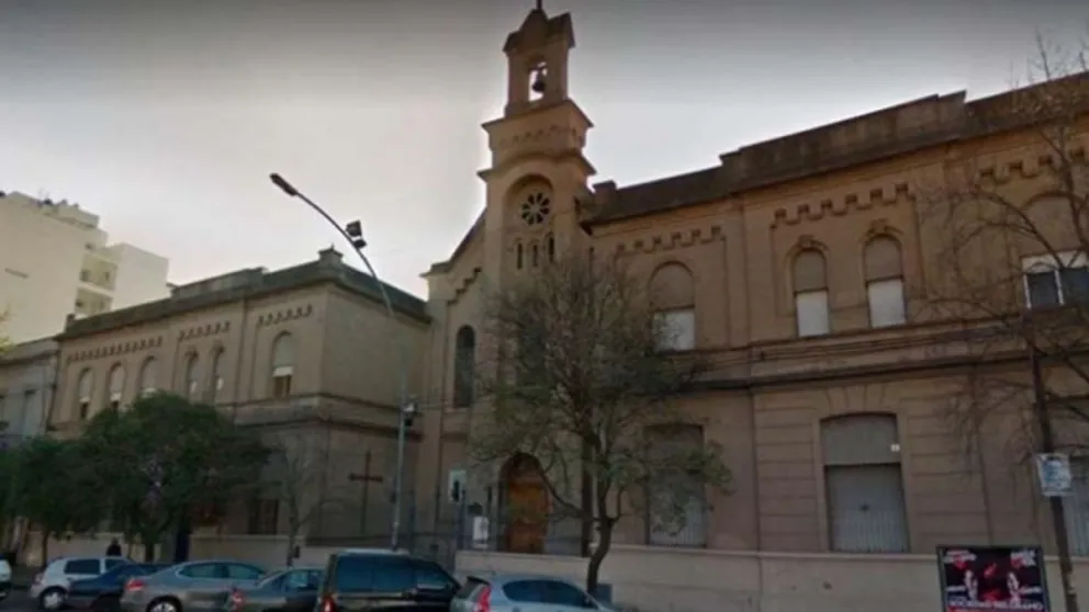Escándalo: texto que justifica la violencia machista y lo enseñan en un colegio