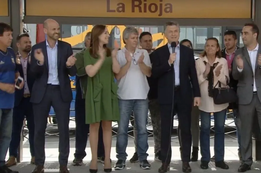 Del 'sí, se puede” al 'aquí se sale”: un Macri eufórico inauguró obras y dio un discurso ¿de campaña?