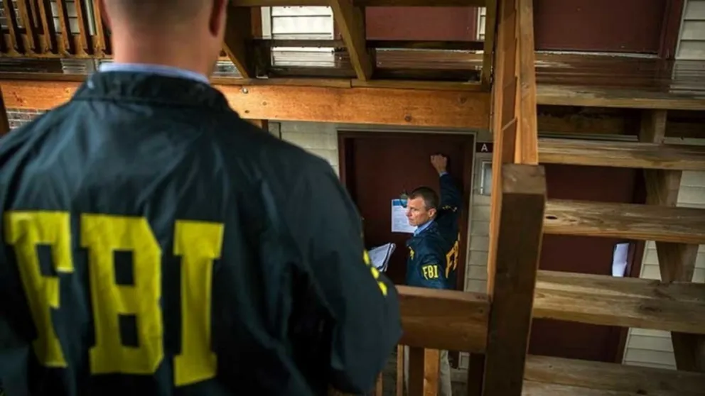 Agentes del FBI revisan una casa llena de trampas y viven una "escena al estilo Indiana Jones"