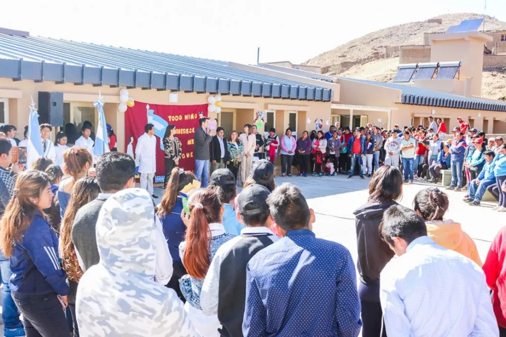Iruya: se inaugruó la Escuela N° 4272 del Abra El Sauce