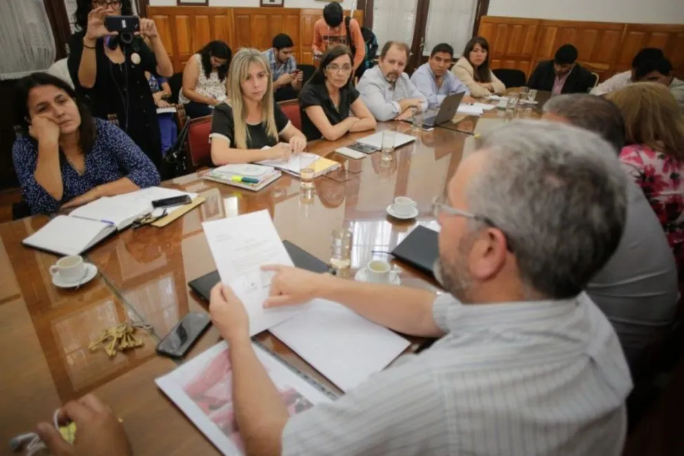 Exponen la Ley de Educación Sexual en Diputados