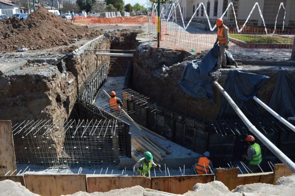 Atención: estos son los cortes y desvíos por las obras del canal del Tineo