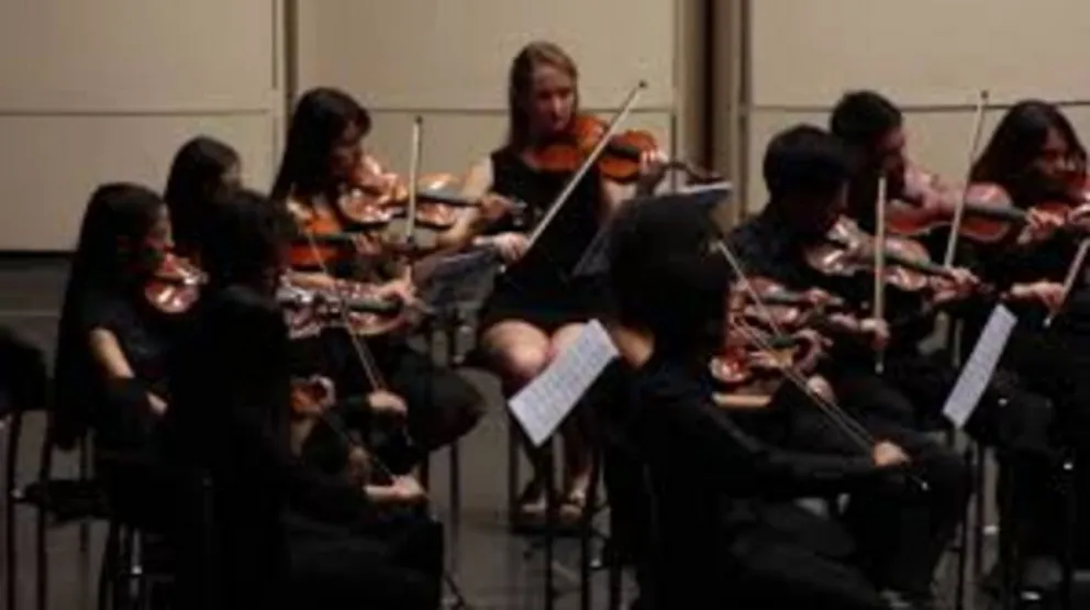 Presentación de la Camerata Stradivari 