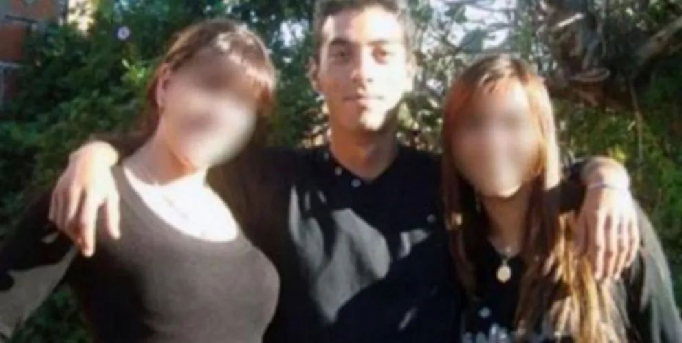 Su marido intentó violar a su hija delante de ella y lo estranguló con un cordón de una campera